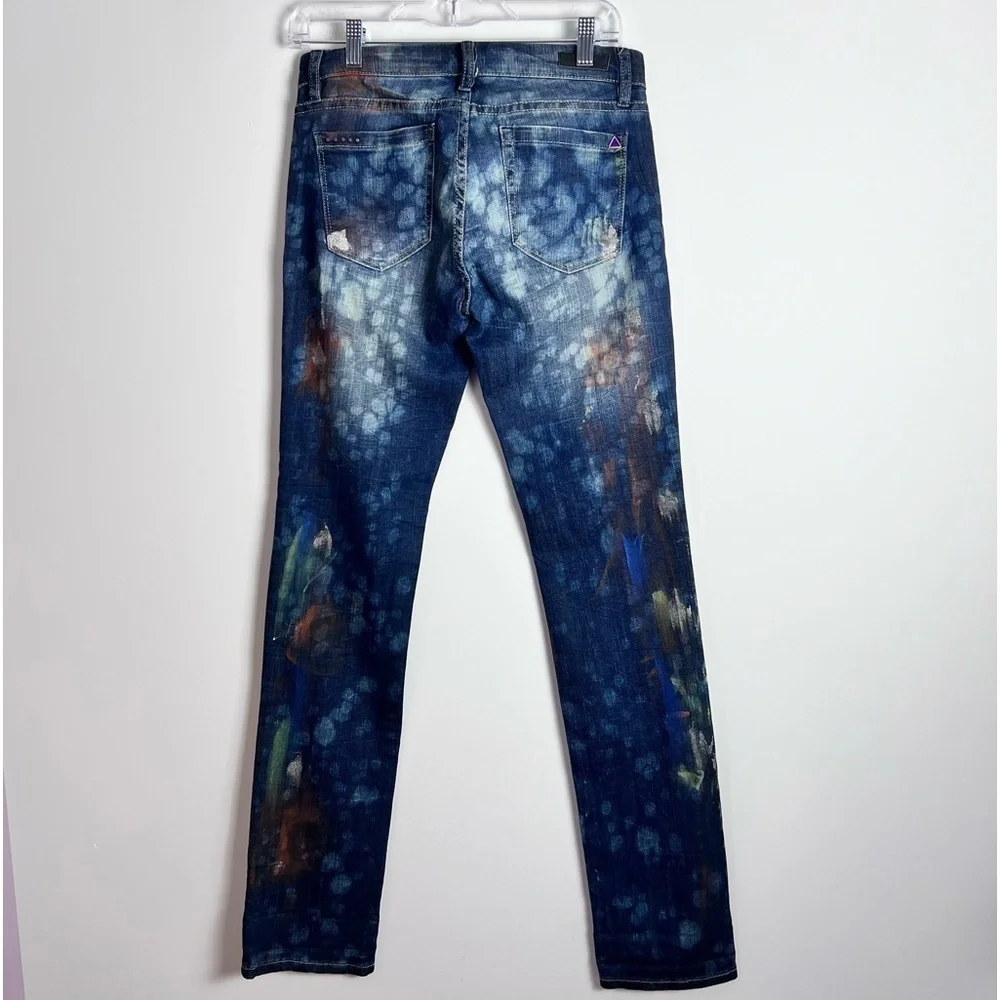 BlankNYC Hand Painted 'Crazy Legs' Splatter Design Slim Straight Leg Jeans - Picture 10 of 16